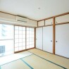 2LDK Apartment to Rent in Shinjuku-ku Japanese Room