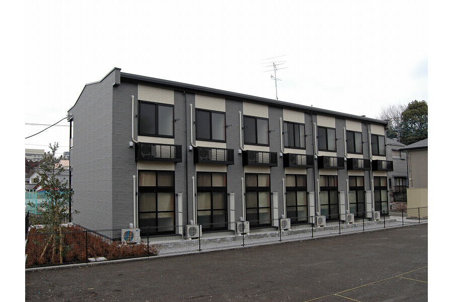 1K Apartment to Rent in Machida-shi Exterior