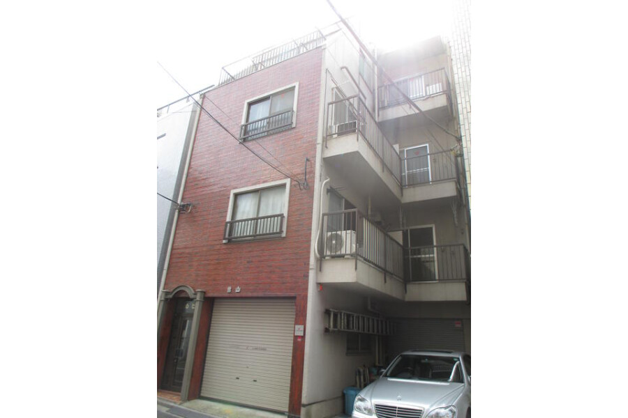 1SK Apartment to Rent in Taito-ku Exterior