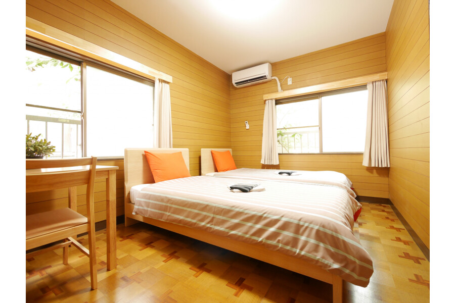 Private Guesthouse to Rent in Minato-ku Bedroom