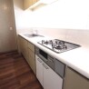 1LDK Apartment to Rent in Yokohama-shi Naka-ku Kitchen
