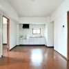 3LDK Apartment to Rent in Yokohama-shi Nishi-ku Living Room