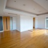 3LDK Apartment to Rent in Minato-ku Living Room