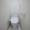 1R Apartment to Rent in Yokohama-shi Minami-ku Toilet