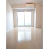 1K Apartment to Rent in Osaka-shi Kita-ku Room