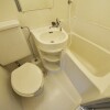 1K Apartment to Rent in Osaka-shi Chuo-ku Toilet