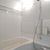 1LDK Apartment to Rent in Minato-ku Bathroom