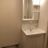 2LDK Apartment to Rent in Toshima-ku Washroom
