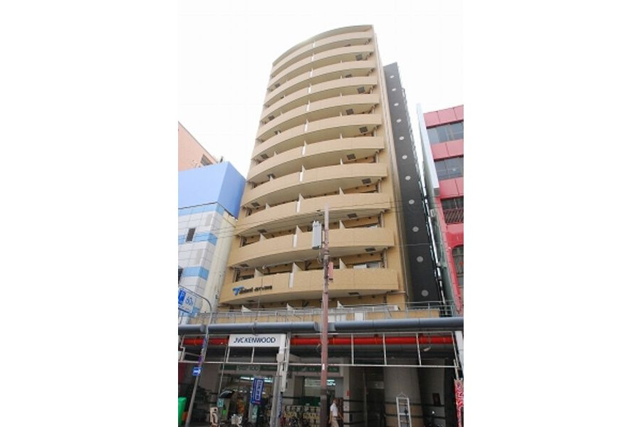 1R Apartment to Rent in Osaka-shi Naniwa-ku Exterior
