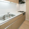 2LDK Apartment to Rent in Shibuya-ku Kitchen