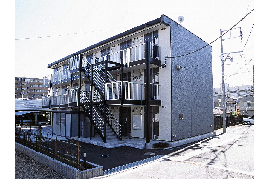 1K Apartment to Rent in Koganei-shi Exterior