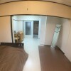 在横浜市西区内租赁1K 服务式公寓 的 起居室