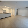 新宿區出售中的1LDK公寓大廈房地產 起居室