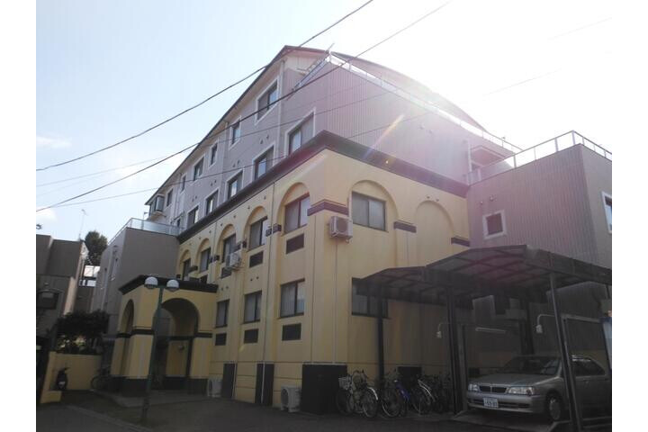 4LDK Apartment to Rent in Bunkyo-ku Exterior