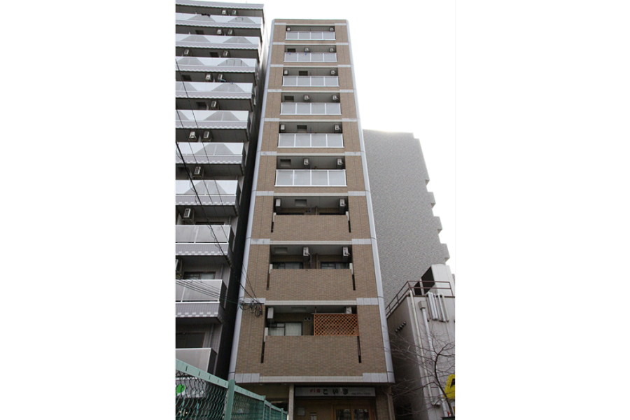 1K Apartment to Rent in Osaka-shi Tennoji-ku Exterior