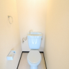 1LDK Apartment to Rent in Osaka-shi Naniwa-ku Toilet