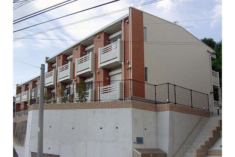 1R Apartment to Rent in Sasebo-shi Exterior