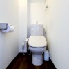 1K Apartment to Rent in Osaka-shi Chuo-ku Bathroom