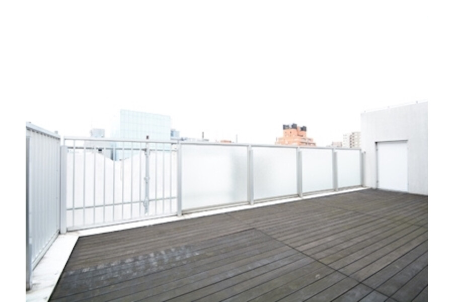 2LDK Apartment to Rent in Shinagawa-ku Balcony / Veranda