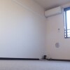 1LDK Apartment to Rent in Kumagaya-shi Living Room