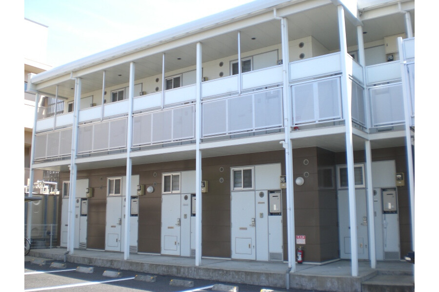 1K Apartment to Rent in Muko-shi Exterior