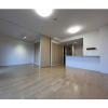 3LDK Apartment to Rent in Yokohama-shi Naka-ku Interior