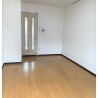 1K Apartment to Buy in Higashiosaka-shi Living Room
