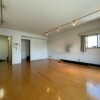 1K Apartment to Buy in Minato-ku Living Room