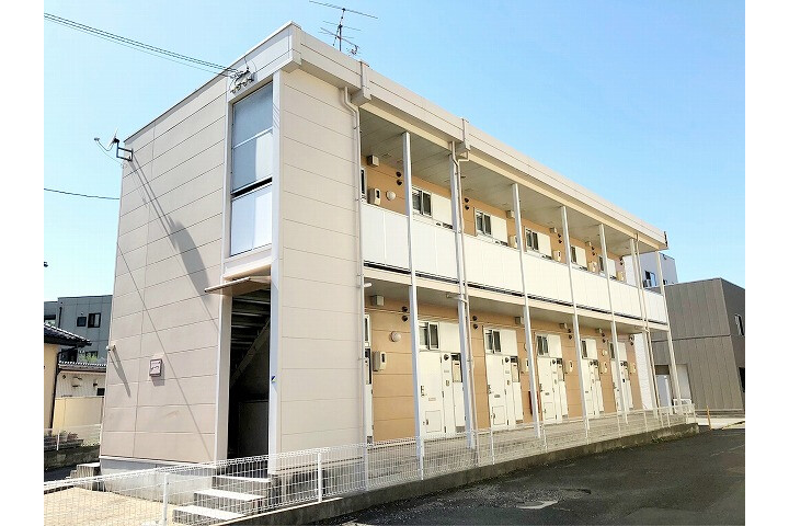 1K Apartment to Rent in Tottori-shi Exterior