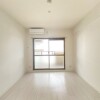 3LDK Apartment to Rent in Higashiosaka-shi Living Room