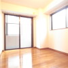 2LDK Apartment to Rent in Kita-ku Living Room