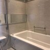2LDK Apartment to Rent in Chuo-ku Bathroom