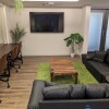 Shared Guesthouse to Rent in Yokohama-shi Isogo-ku Living Room