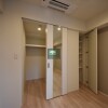 1LDK Apartment to Rent in Minato-ku Storage
