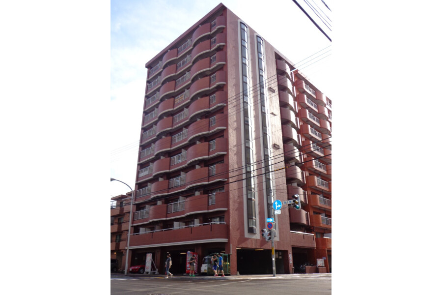 Whole Building Apartment to Buy in Sapporo-shi Chuo-ku Interior