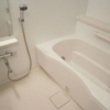 2LDK Apartment to Rent in Itabashi-ku Bathroom