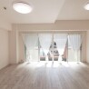 2LDK Apartment to Buy in Osaka-shi Naniwa-ku Living Room