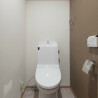 2LDK Apartment to Rent in Toshima-ku Toilet