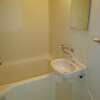 2DK Apartment to Rent in Taito-ku Bathroom