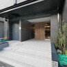 1K Apartment to Rent in Koto-ku Building Entrance