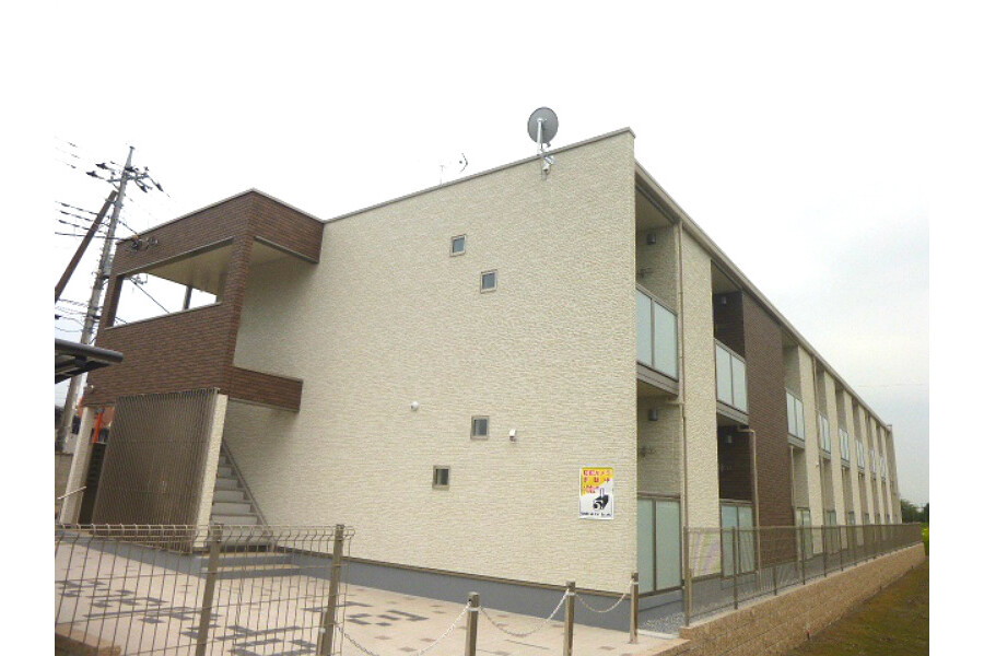 1K Apartment to Rent in Tochigi-shi Exterior