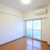 1K Apartment to Rent in Kawasaki-shi Kawasaki-ku Room
