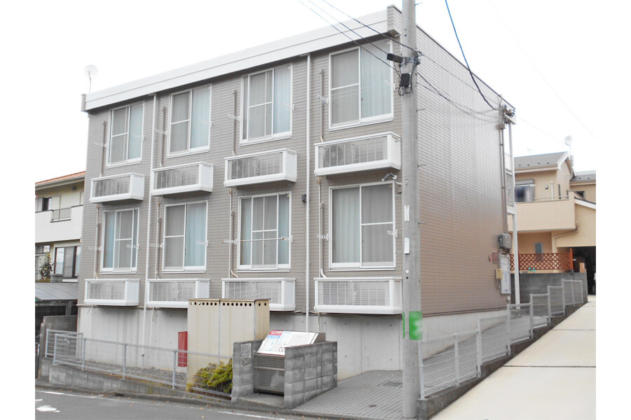 1K Apartment to Rent in Yokohama-shi Midori-ku Exterior