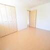 4LDK Apartment to Rent in Koshigaya-shi Interior
