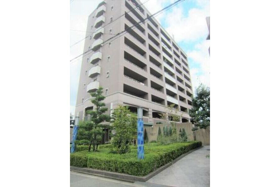 2LDK Apartment to Rent in Osaka-shi Tsurumi-ku Exterior