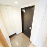 1LDK Apartment to Rent in Minato-ku Entrance