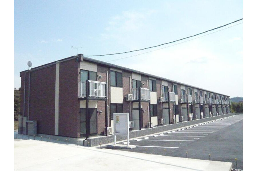 2LDK Apartment to Rent in Higashihiroshima-shi Exterior