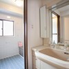 3LDK Apartment to Rent in Taito-ku Washroom