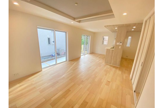 4LDK House to Buy in Chiba-shi Hanamigawa-ku Living Room