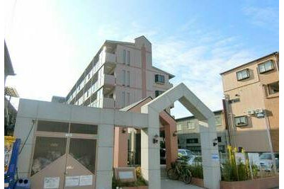3LDK Apartment to Rent in Osaka-shi Hirano-ku Exterior